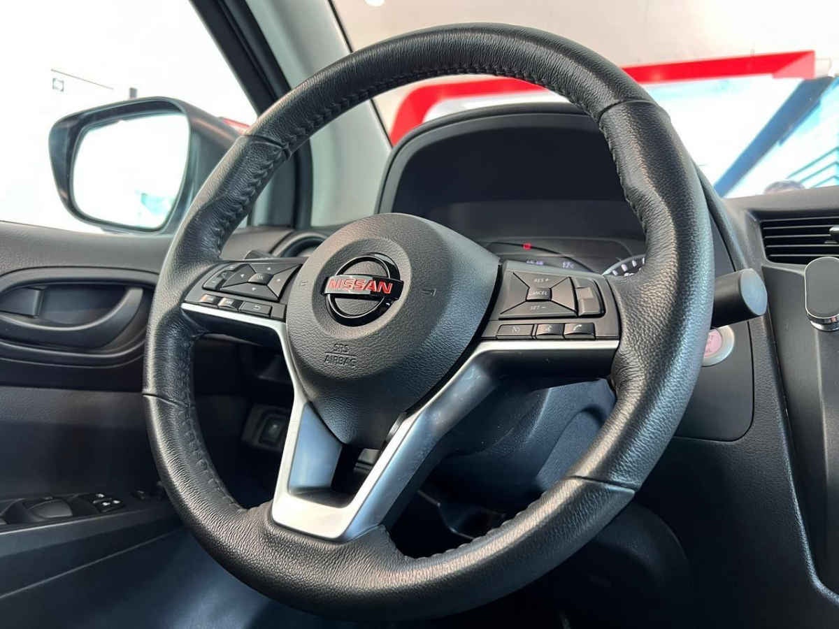 2022 Nissan Frontier 4p Pro-4X L4/2.5 Aut 4x4