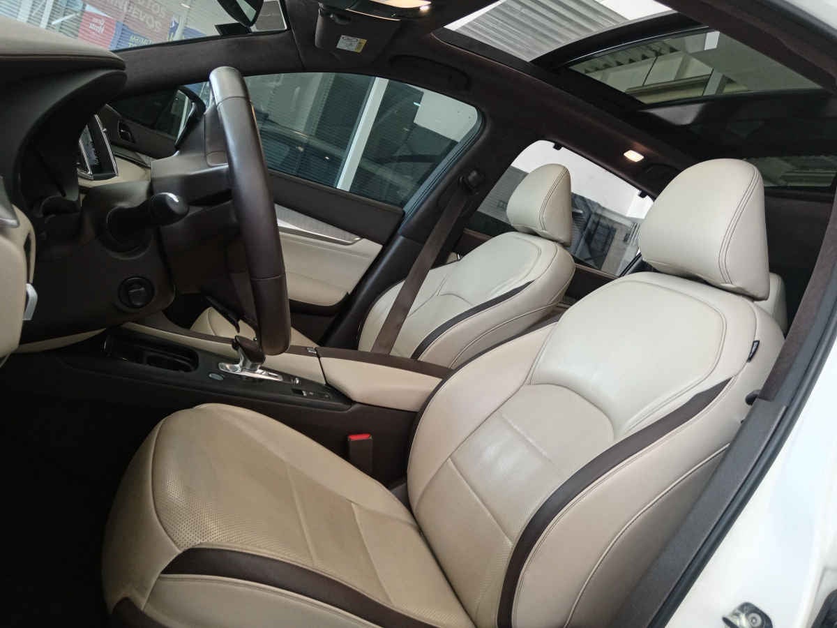 2022 INFINITI QX50 5p QX50 Sensory L4/2.0/T Aut