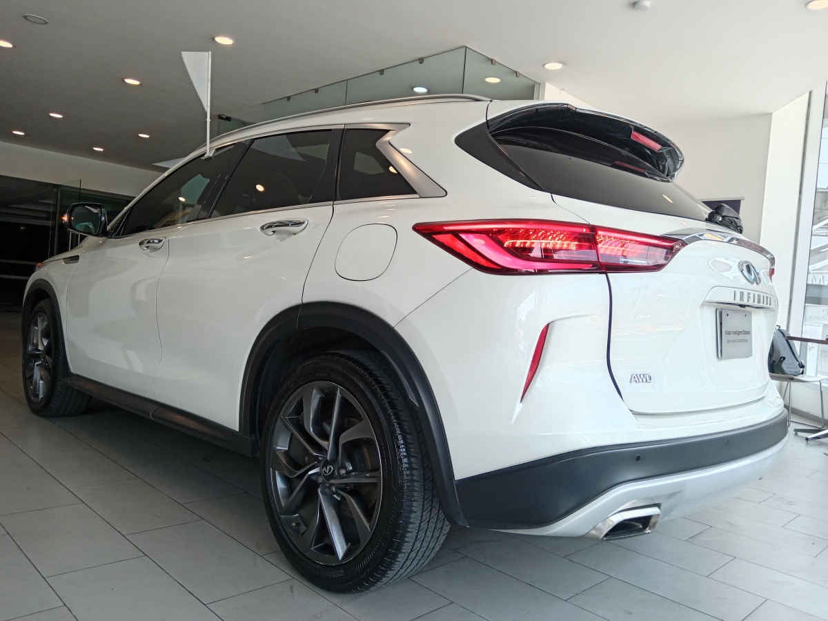 2022 INFINITI QX50 5p QX50 Sensory L4/2.0/T Aut