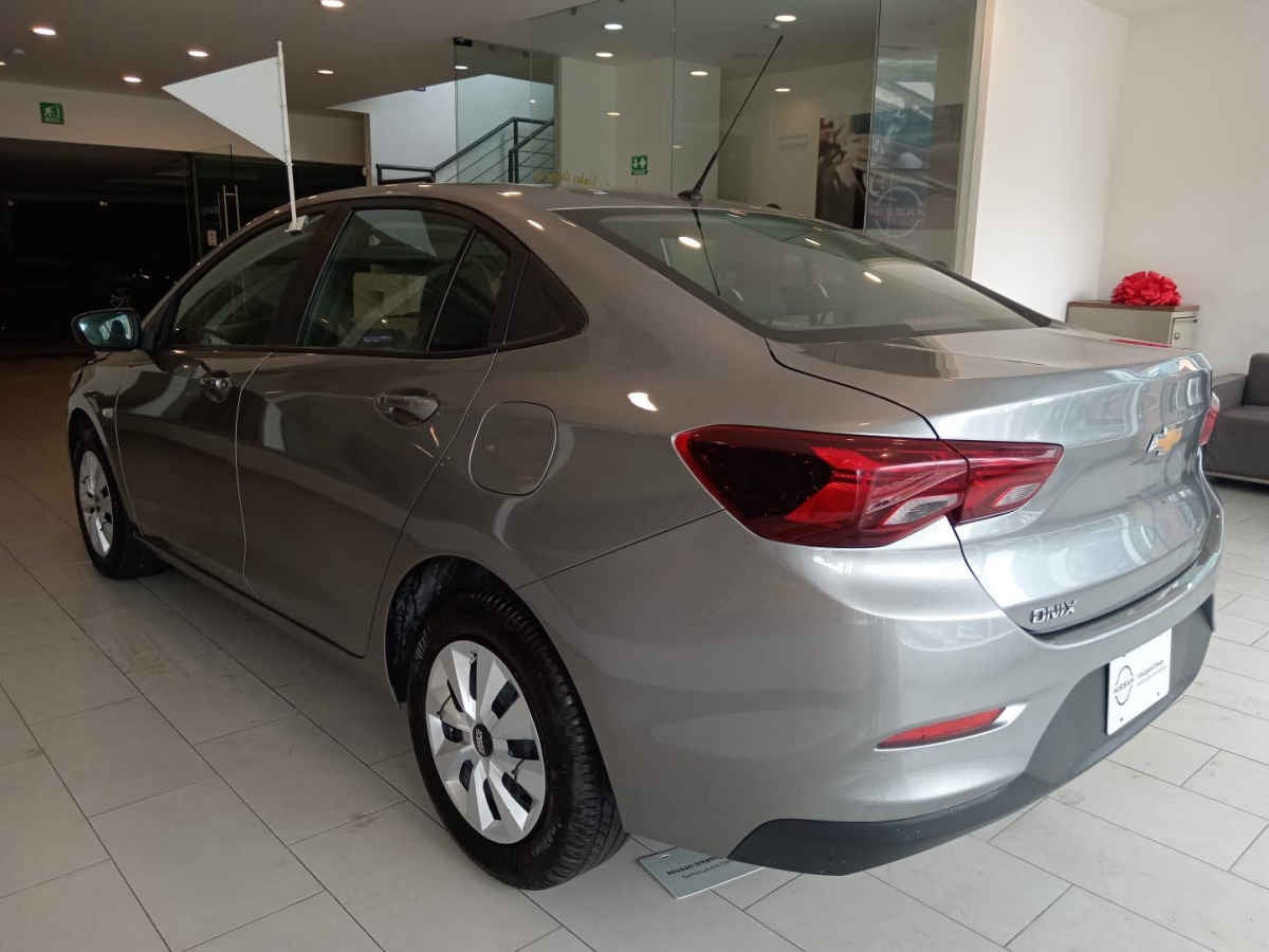 2023 Chevrolet Onix 4p LS L3/1.0/T Aut