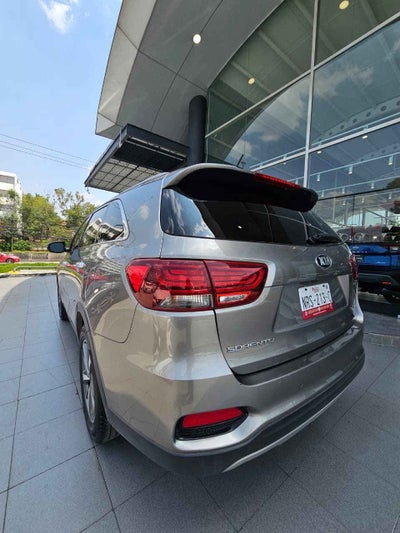 2019 Kia SORENTO 5 PTS EX V6 TA AAC PIEL 7 PAS RA-18